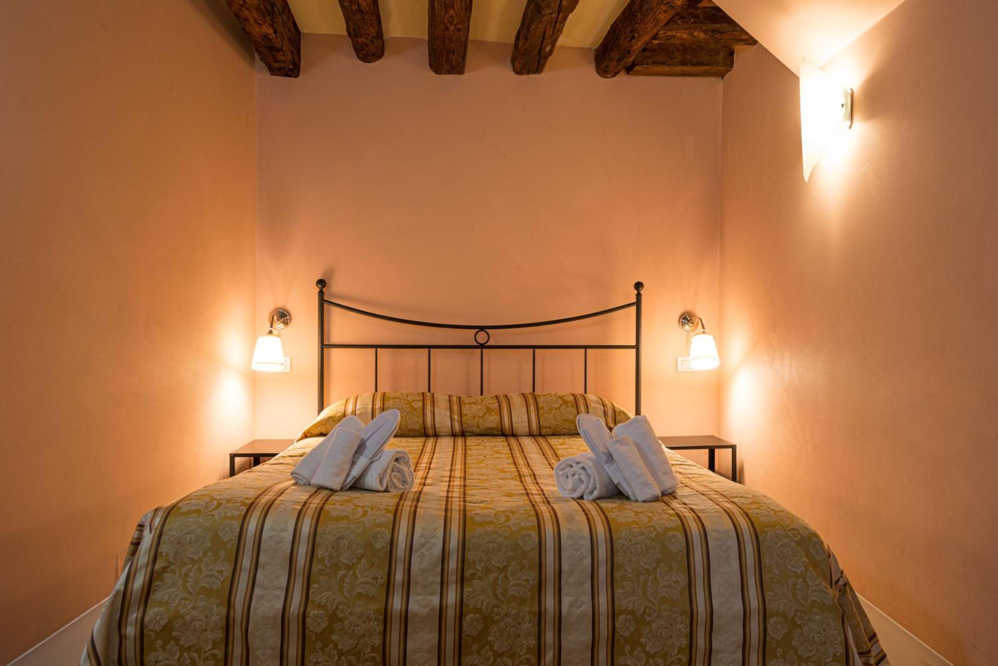 Appartamento Lovely Flat With Canal View Near Rialto Bridge