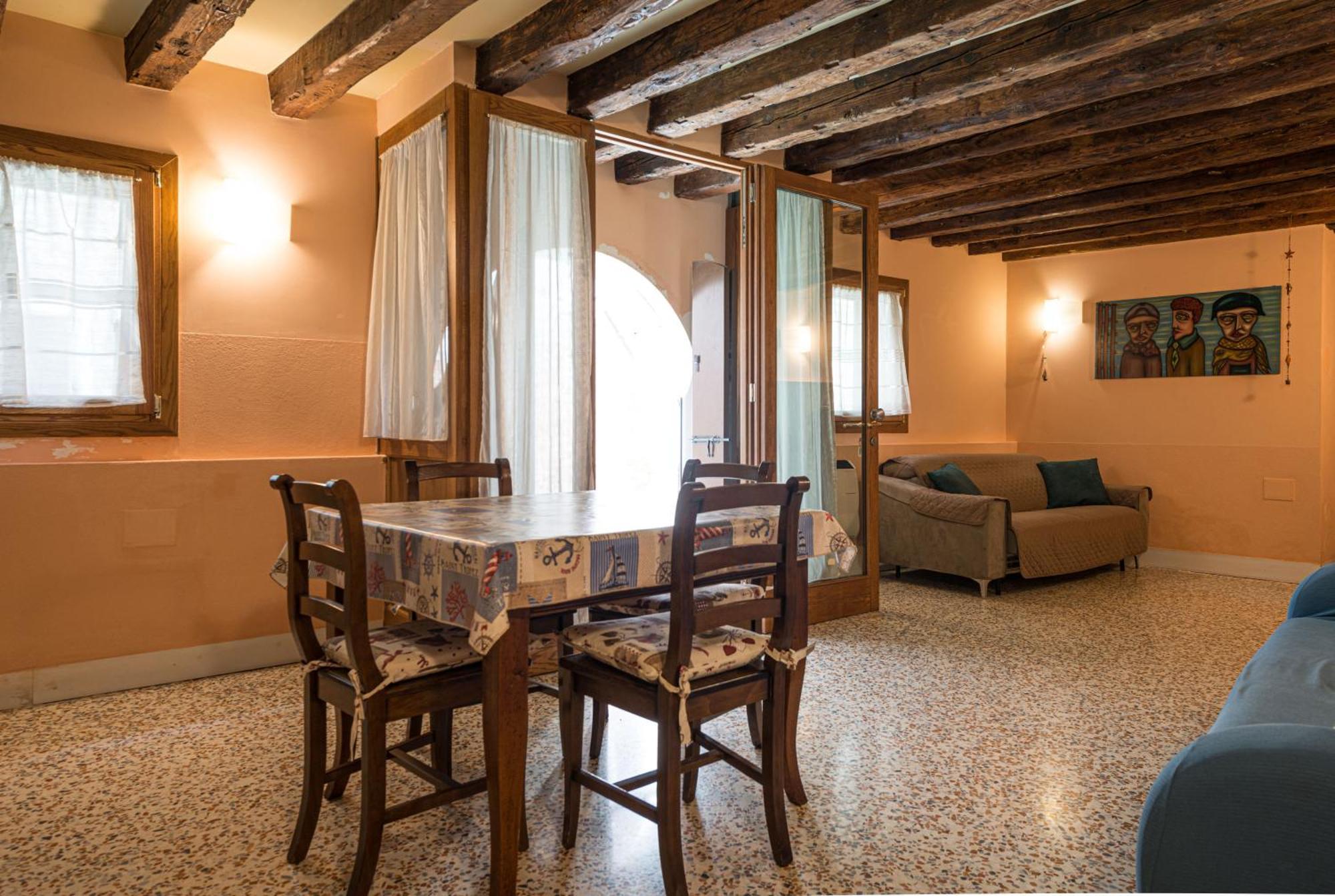 Appartamento Lovely Flat With Canal View Near Rialto Bridge *